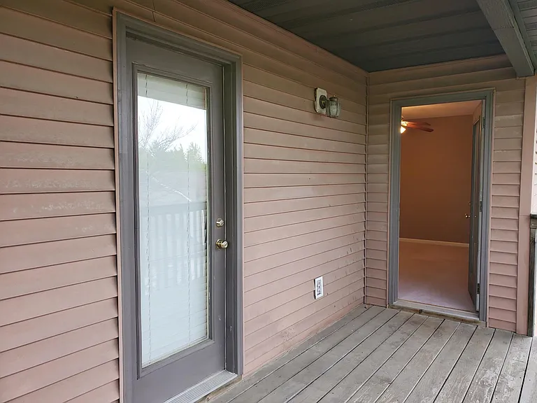650 Huntridge Dr — Photo 15