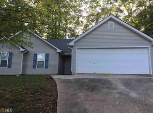 4233 Fair Grove Dr, Gillsville, GA 30543