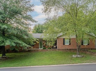 401 Michelle Dr, Washington, MO 63090