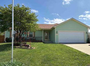 3431 NW 38th Ter, Topeka, KS 66618