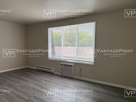 4th image of 1823 Badger St #8
