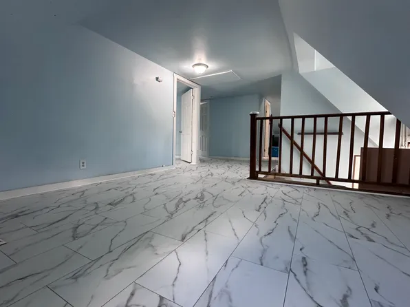 110 S Broad St #3, Penns Grove, NJ 08069