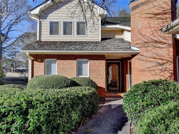 2590 Camden Glen Ct, Roswell, GA 30076