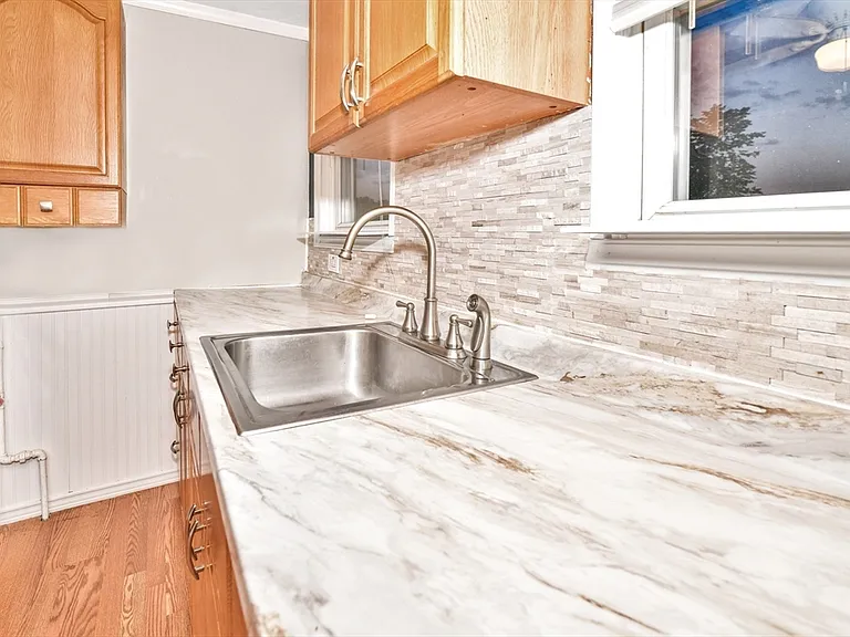 1877 Hyde Park Ave #3 — Photo 28