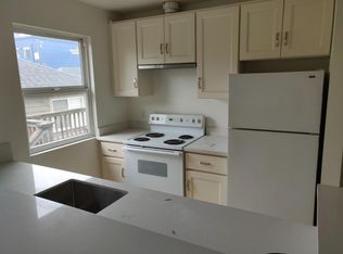 4820 40th Ave SW #D, Seattle, WA 98116