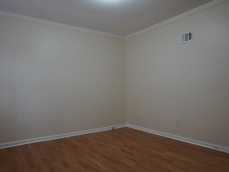 2747 Iverson St — Photo 12