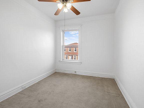 4th image of 7116 S Blackstone Ave Unit 1