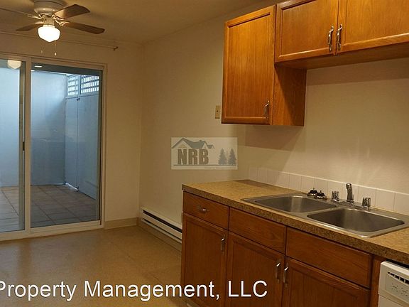 5th image of 212 N J St APT 1