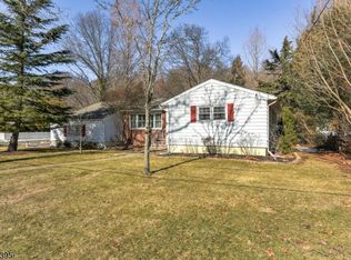 33 Copperfield Rd, Scotch Plains, NJ 07076