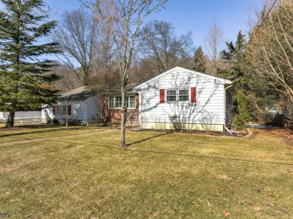 33 Copperfield Rd, Scotch Plains Twp., NJ 07076