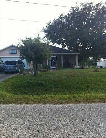 1st image of 4754 Robin Dr