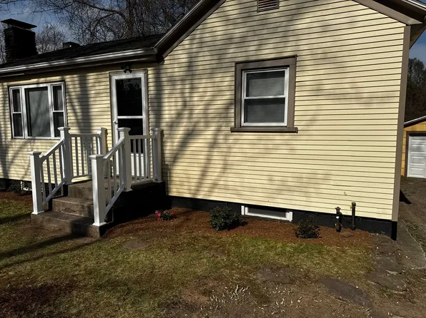 234 Mapleshade Ave, East Longmeadow, MA 01028