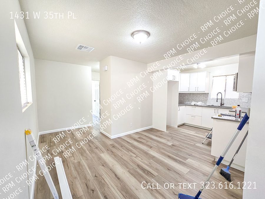 1st image of 1431 W 35th Pl