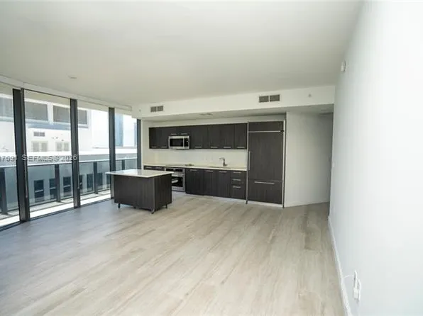 55 SW 9th St, Miami, FL