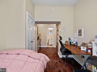 4633 Walnut St #B, Philadelphia, PA 19139