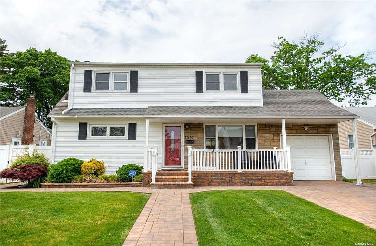 1st image of 1667 Midland Dr