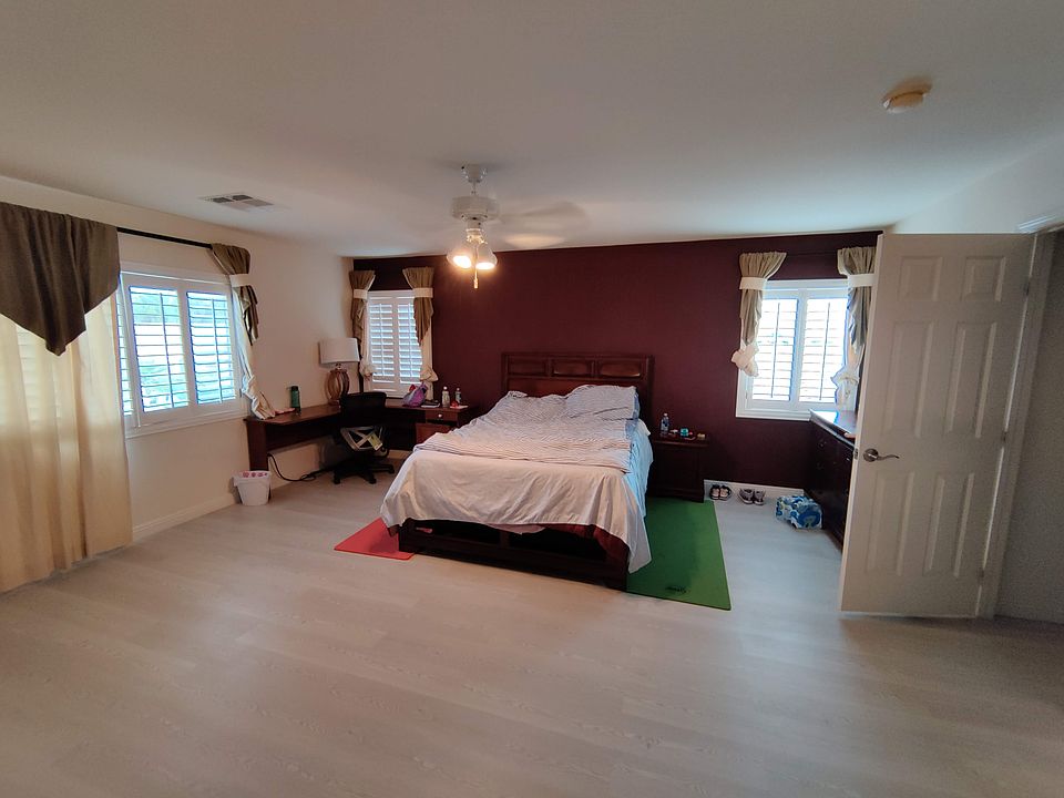 1st image of 14 Quail Valley St