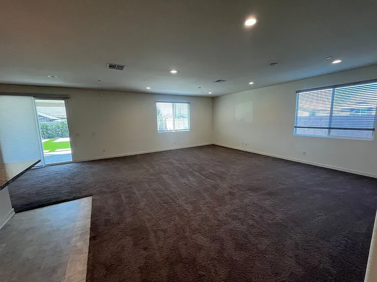 31053 Catania Cir — Photo 5