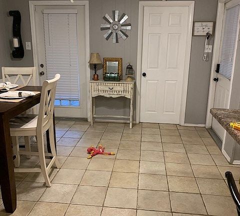 4th image of 101 Valley Hill Dr