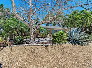 108 Los Cedros Dr, Anna Maria, FL 34216