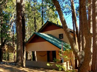 10809 Ponderosa Dr, Wofford Heights, CA 93285