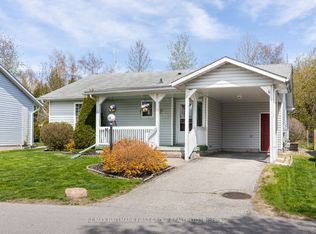 5 A Fairway Dr, Clarington, ON L1B 1B6