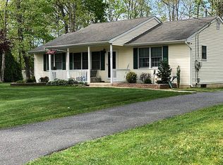 2806 London Ln, Vineland, NJ 08361