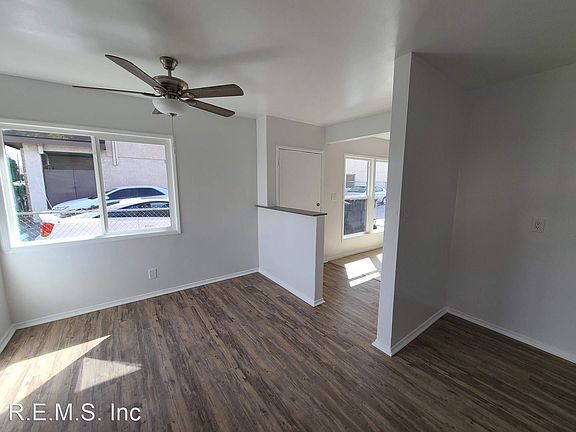 5th image of 14115 Doty Ave