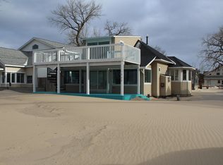 1668 Beach St, Muskegon, MI 49441