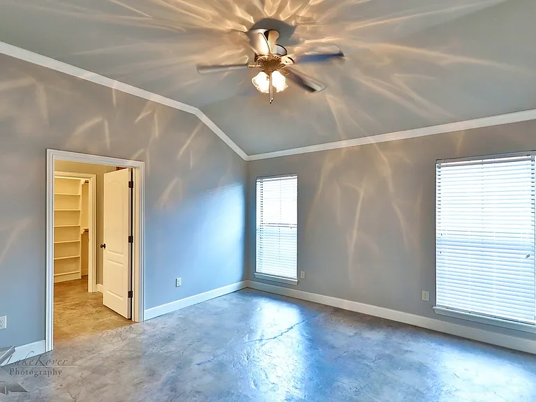 3812 Carrera Ln — Photo 18
