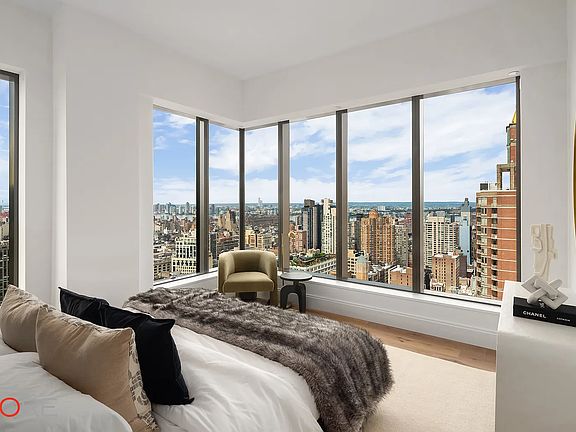 4th image of 30 E 29th St APT 40A