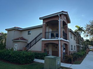 3481 Briar Bay Blvd APT 201, Royal Palm Beach, FL 33411