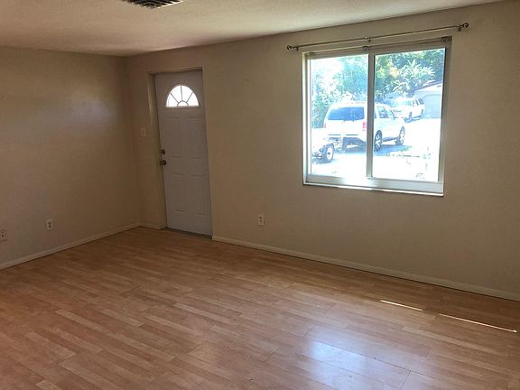 3rd image of 2108 Mississippi Ave