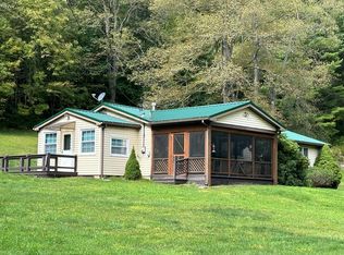 528 Whitney Creek Rd, Coudersport, PA 16915