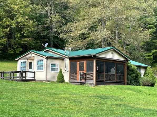 528 Whitney Creek Rd, Coudersport, PA 16915