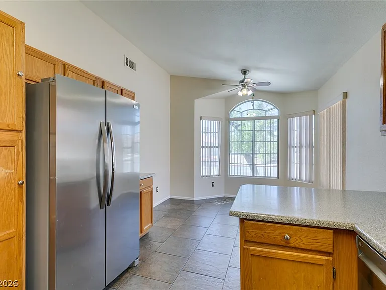 8168 W Gilmore Ave — Photo 16