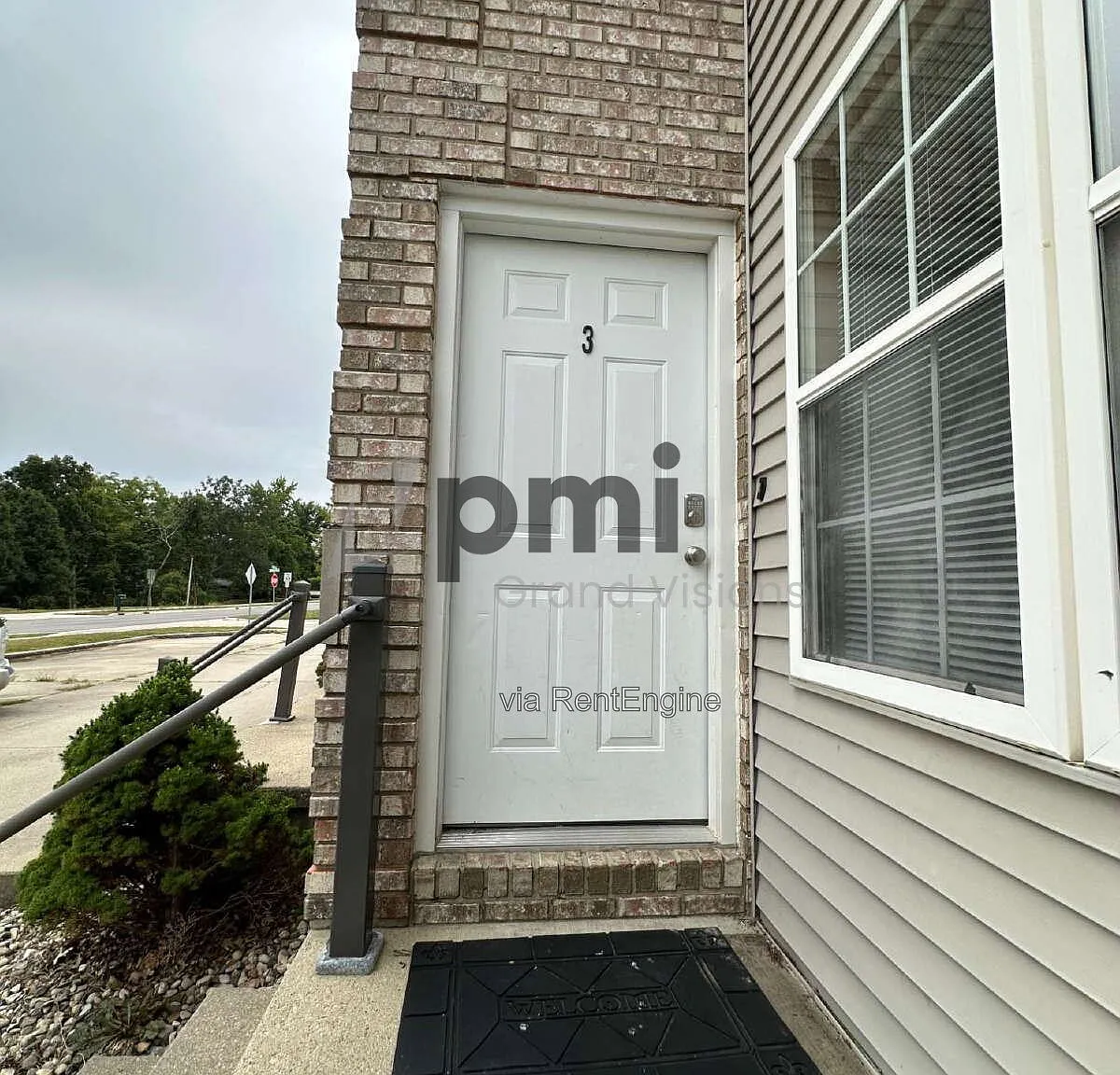 2 bed, 2.0 bath, 800 sqft, $991 — Photo 2