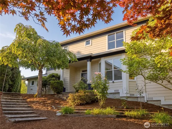 23901 SE 7th Lane, Sammamish, WA 98074