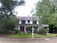 2nd image of 2308 SE Wren St