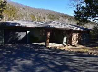 58 Wild Turkey Dr, Holiday Island, AR 72631