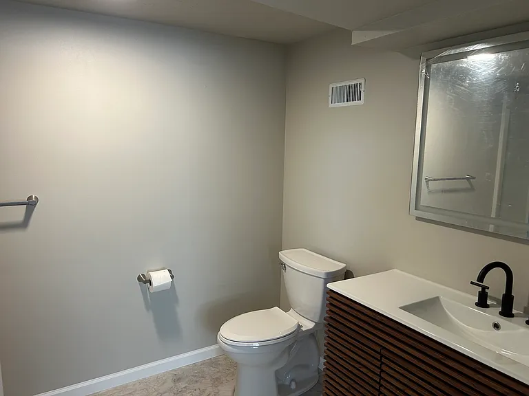 1603 N Eastwood St — Photo 7