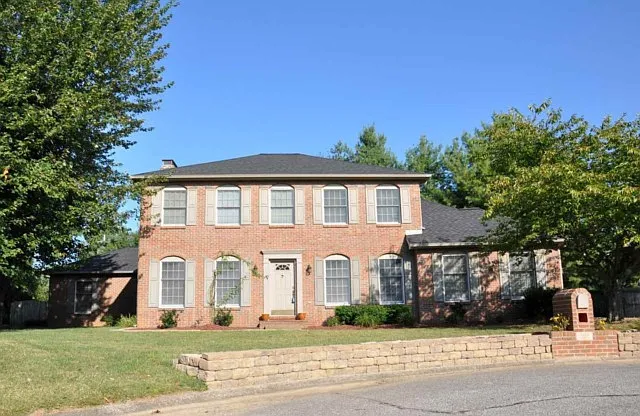 1613 Blossom Ct photo 1