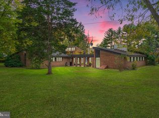 420 Cathcart Rd, Blue Bell, PA 19422