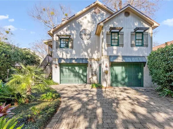 608 Palmetto St, Saint Simons Island, GA 31522