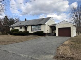 1 Armstrong Ave, Methuen, MA 01844