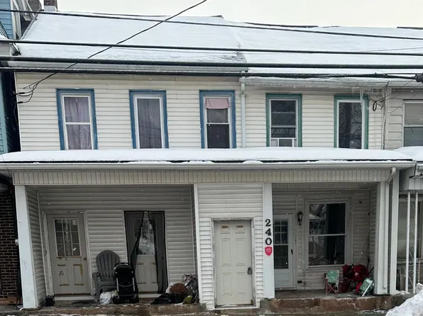 240 E Grand Ave, Tower City, PA 17980