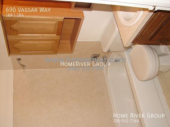 5th image of 690 Vassar Way