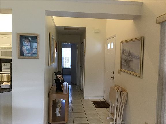 5th image of 2624 SE Tropical East Cir