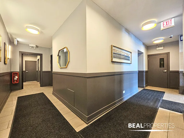 1220 North LaSalle Street — Photo 6