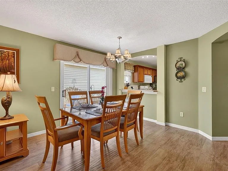 1258 Estill Ave — Photo 3